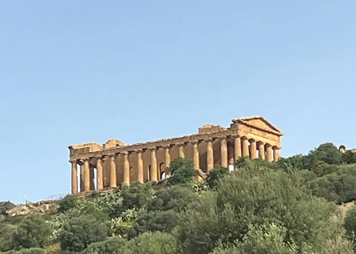 Agora Sulla Via Dei Templi 3*